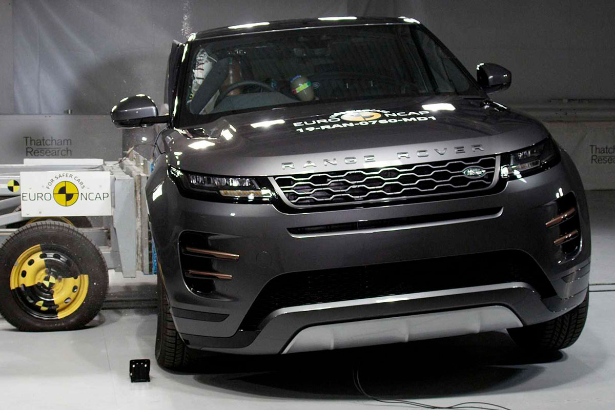 Novo Evoque tira 5 estrelas em teste de colisão